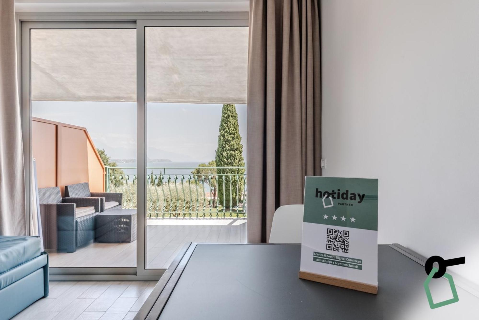 Hotiday Apartment Collection - Desenzano デセンツァーノ・デル・ガルダ エクステリア 写真